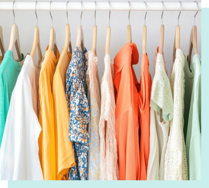 ハンガーにかかった服